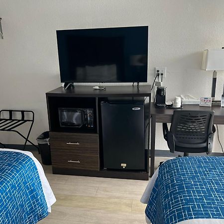 Travelodge By Wyndham Gallipolis Esterno foto