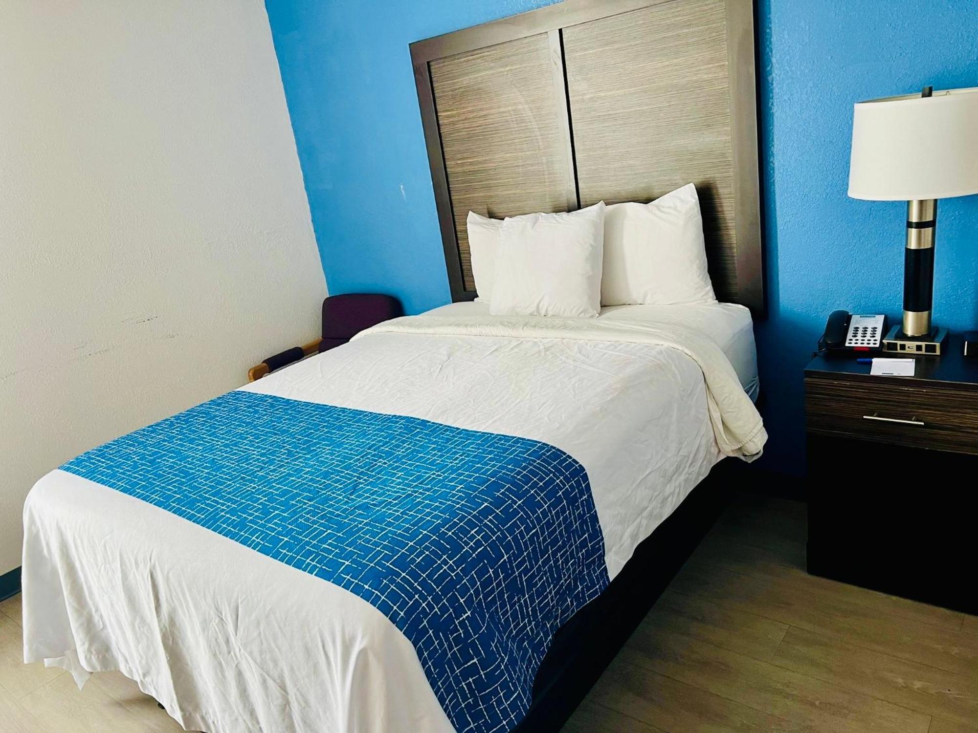 Travelodge By Wyndham Gallipolis Esterno foto